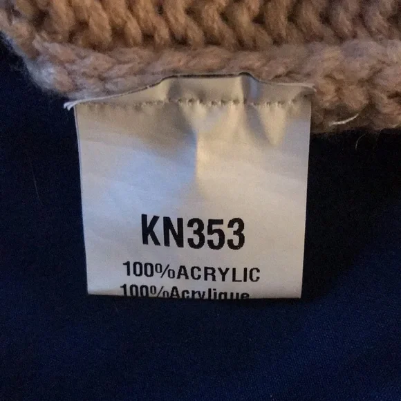 Vintage Armani Sweater - Picture 4 of 5